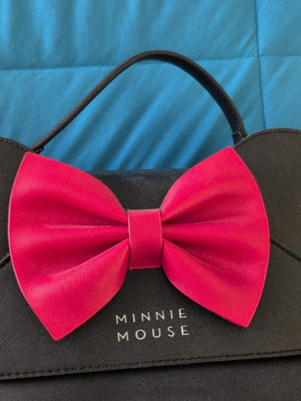 Loungefly Black Minnie Mouse Satchel with Red Bow